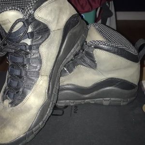 Jordan 10 all black accolades shoe